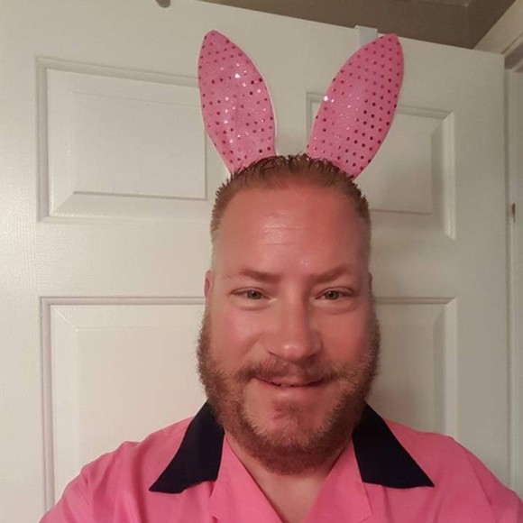 Meet your Posher, Russell - Picture 1 of 1